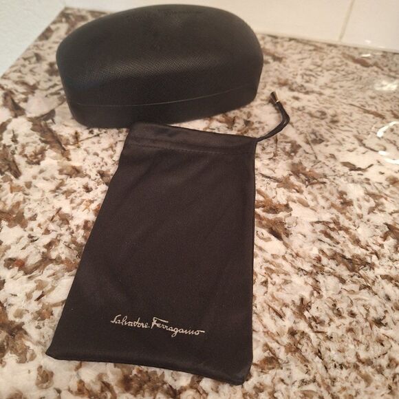 Salvatore Ferragamo  glasses  and dustbag - Picture 1 of 8